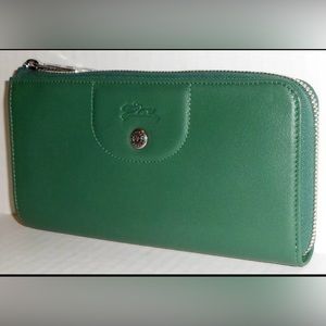 Longchamp Le Pliage Cuir Zip Around Wallet